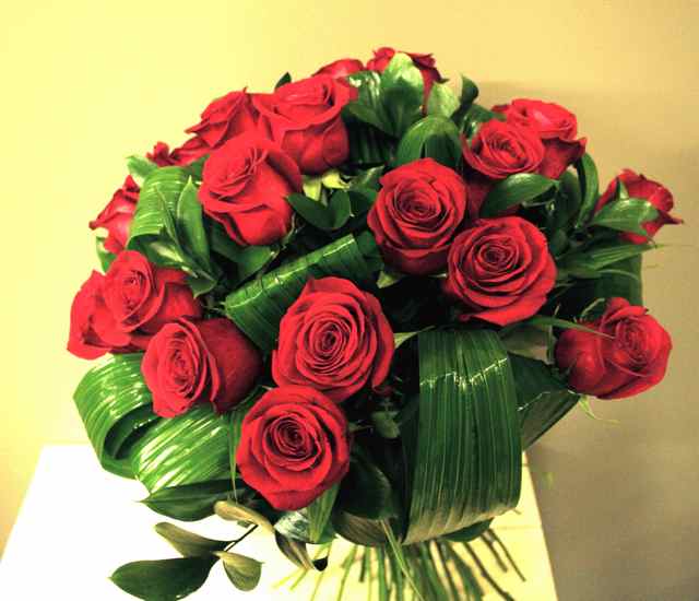 Bouquet of 25 red roses 1402-1 UTOPIA Florist